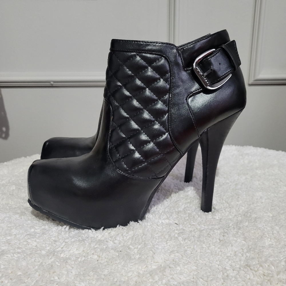Guess 7 1/2 Ankle Platform Heel Booties